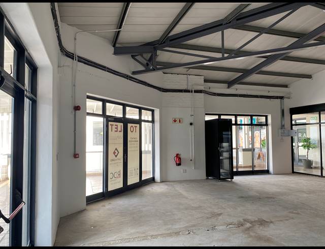 87M² RETAIL TO LET IN WESTLAKE